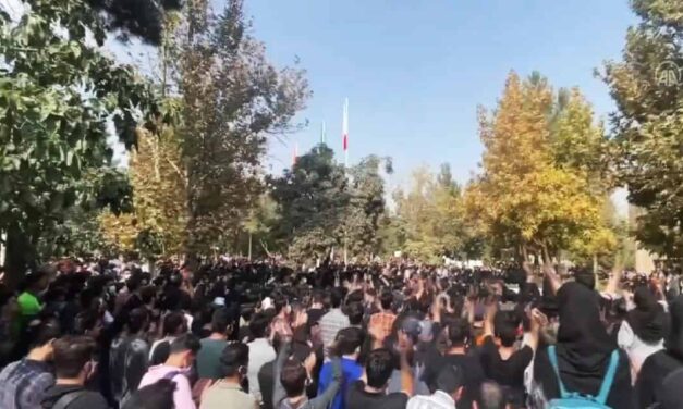 Iran will Social Media-Plattformen verklagen