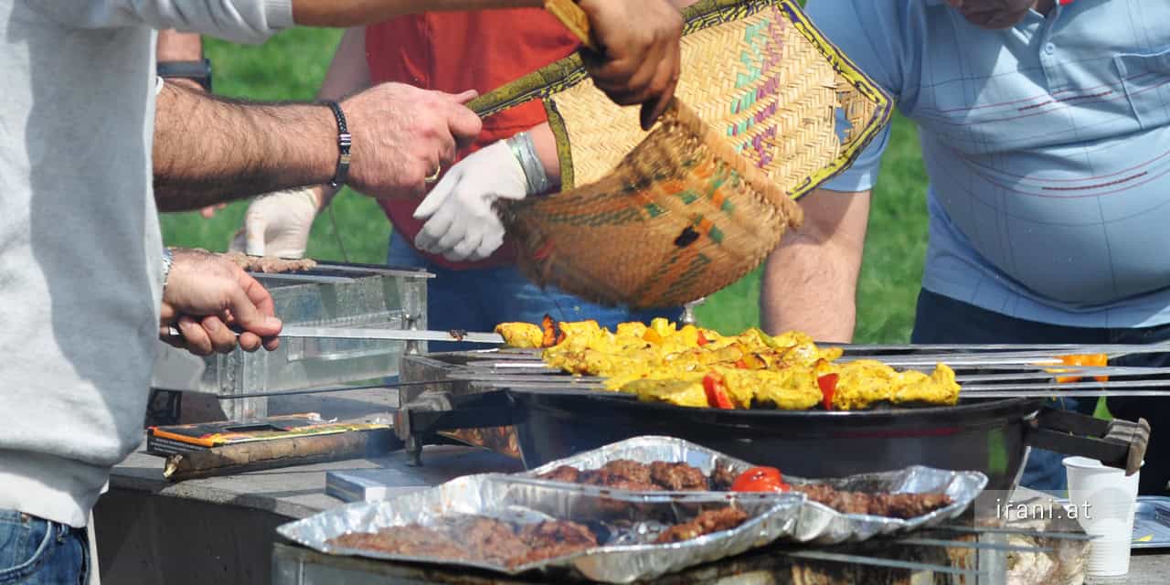 Behörden warnen: Grillen im Freien oft verboten wegen Brandrisiko 2025