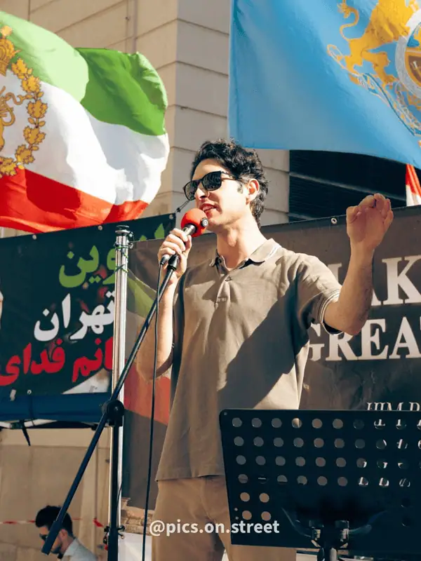 Ardeshir am 07062026, Foto: pics_on_street