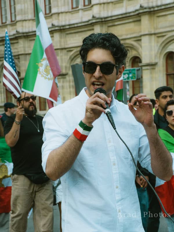 Ardeshir, Demo Wien am 14.06.2026